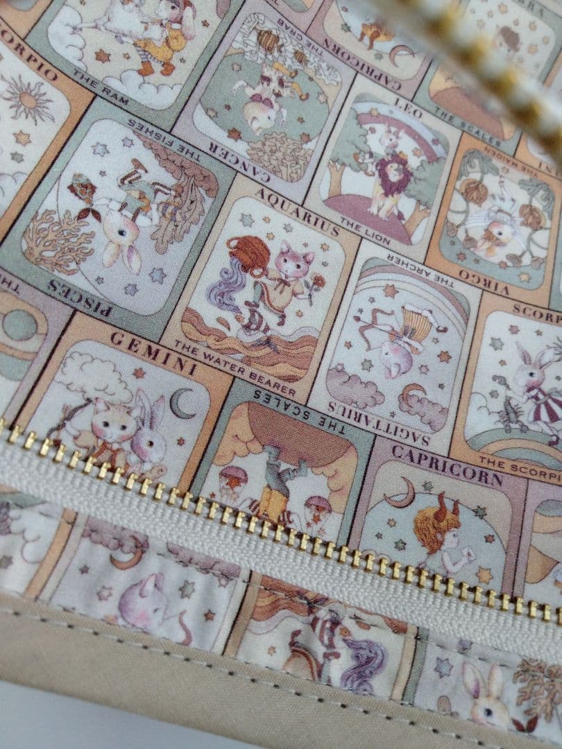 ラヴィ☆タロットカード＆星座柄　クリアファスナーポーチ
