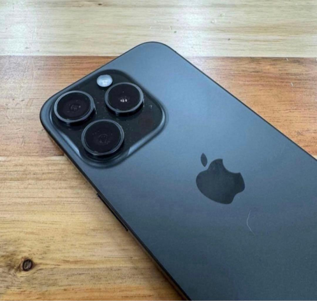 美品　iPhone 15 Pro｜128gb｜SIMフリー