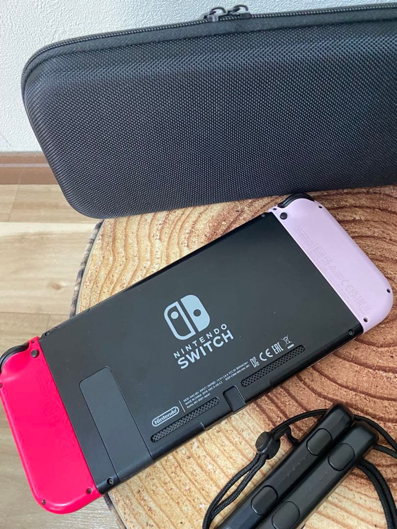 Nintendo Switch ニンテンドースイッチ本体　PNK/RED箱無し