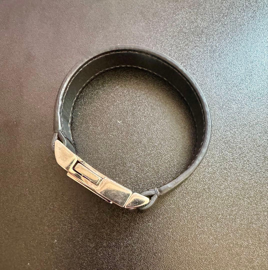 PRADA ブラック レザーバングル