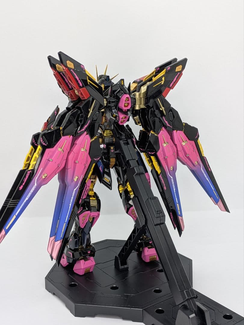 バンダイ　MGEX ストライクフリーダムガンダム　塗装済み完成品