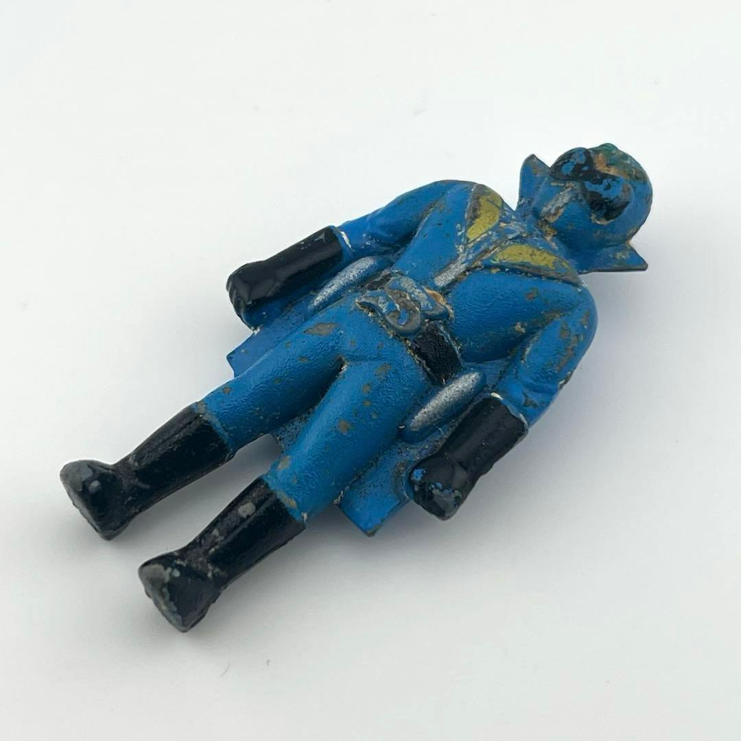 【鉄製】「秘密戦隊ゴレンジャー」アオレンジャー　キーホルダー部材？？