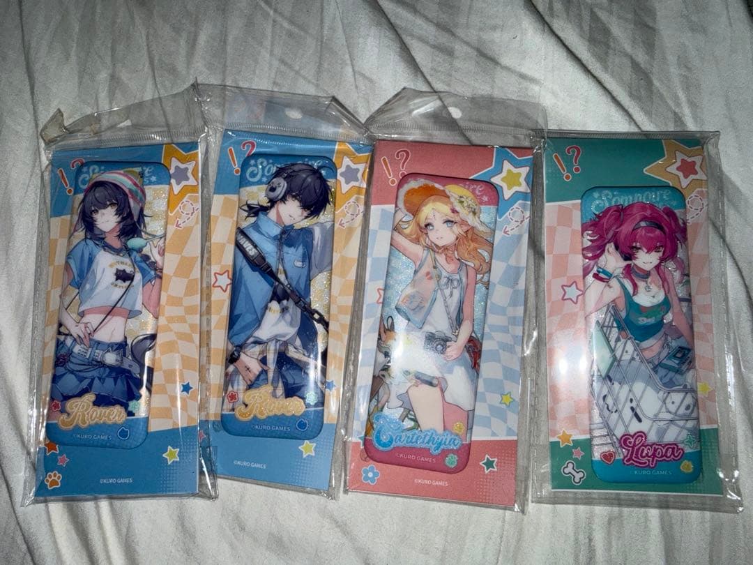 鳴潮 心域エコー シリーズ スクエア缶バッジ　4個セット