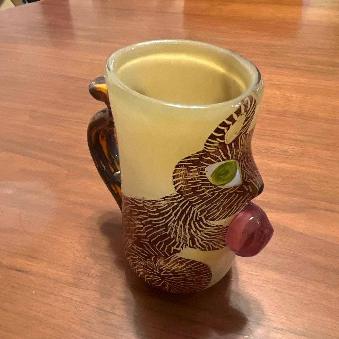 土井朋子さん　リス形ガラス製マグカップ