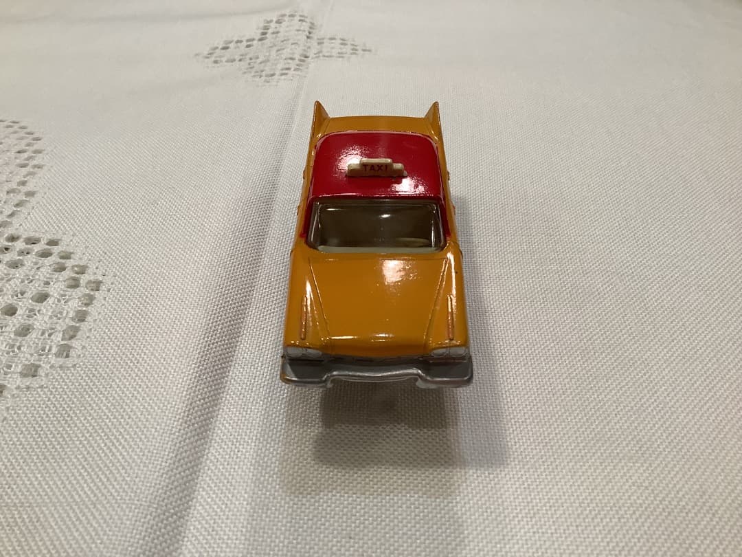 お値下げ！美品　DINKY TOYS プリムス　USA TAXI ミニカー
