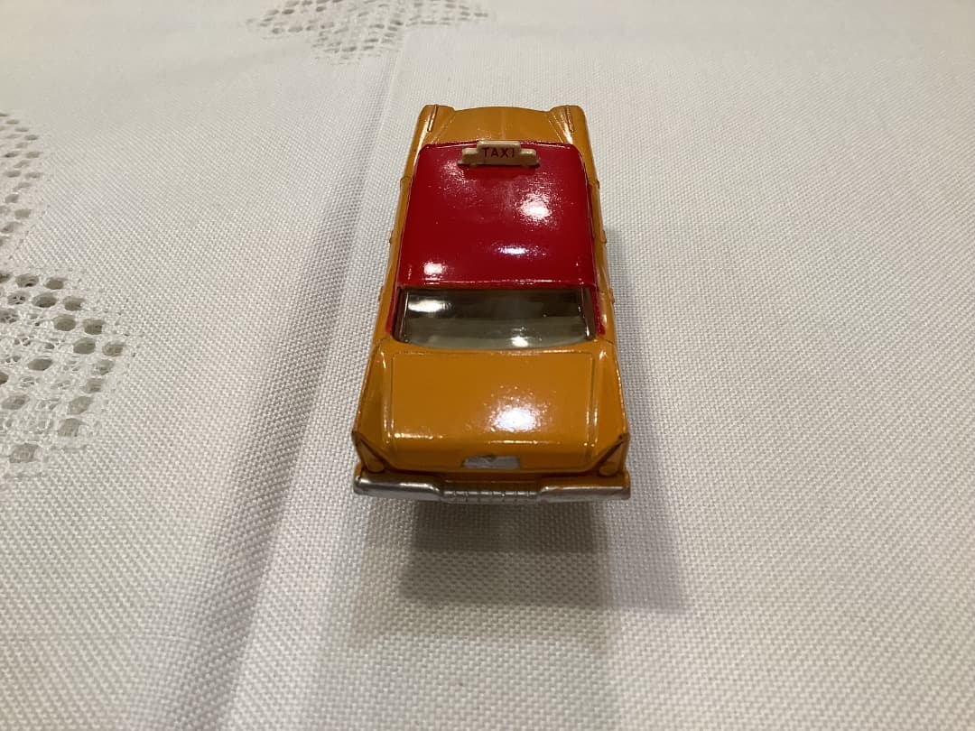 お値下げ！美品　DINKY TOYS プリムス　USA TAXI ミニカー