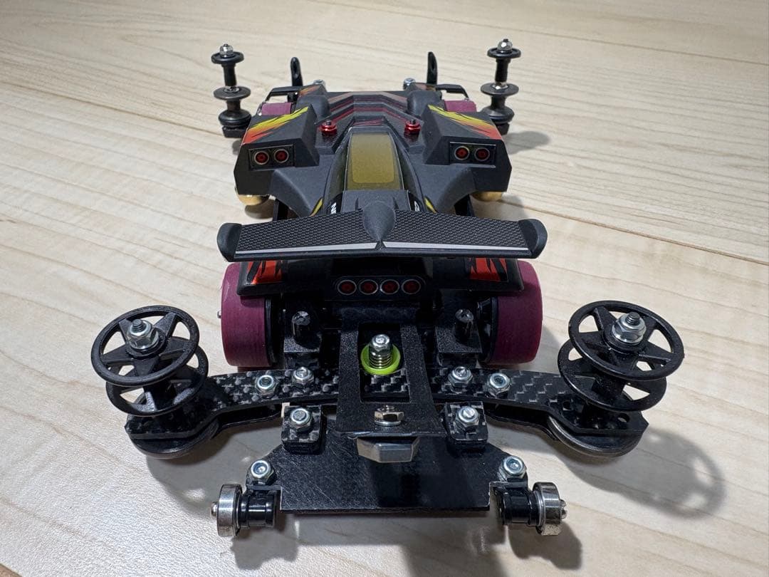 せ*ー様 ネオトライダガーzmc msフレキ カーボンスペシャル　ミニ四駆　完成