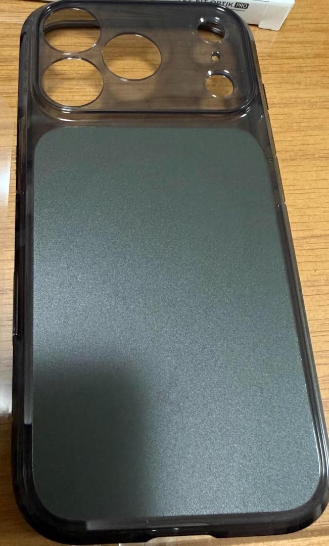 Spigen 【カメラコントロールカバー付き】iPhone 16 ケース Mam