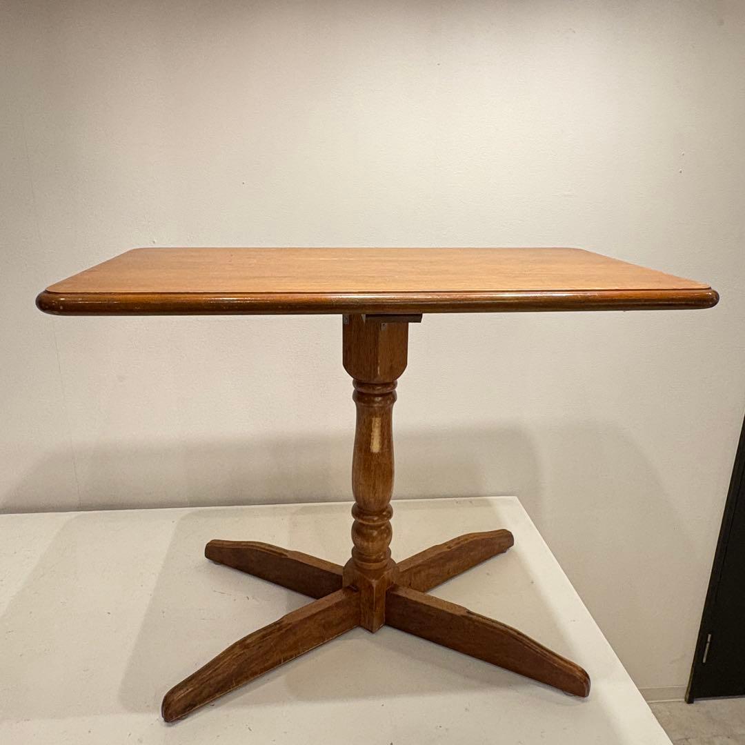 コーヒーテーブル　カフェテーブル　木製テーブル　ダイニングテーブル