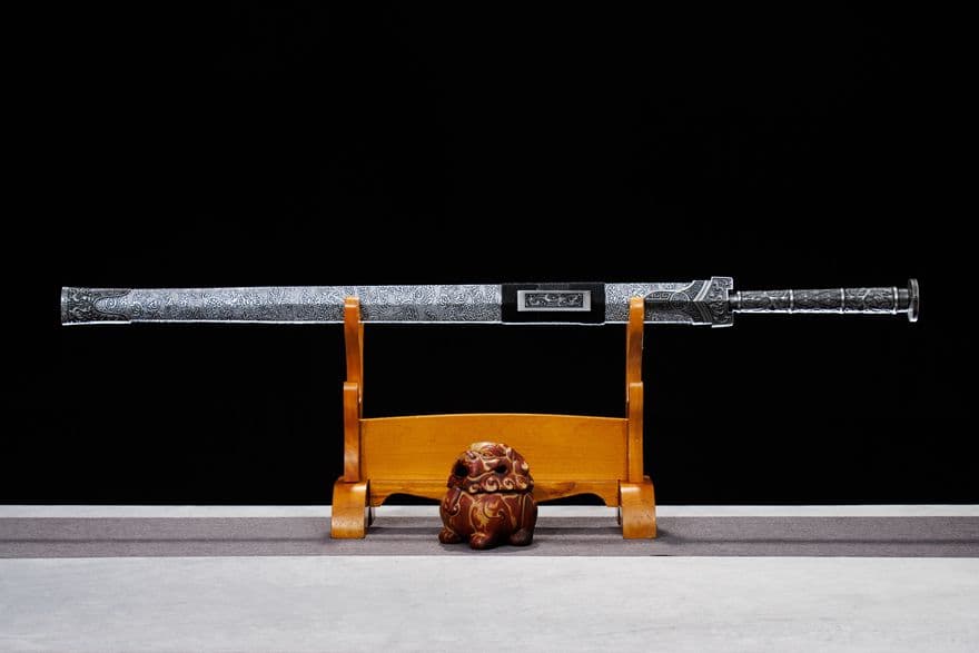 【娄滅漢剣】 漢剣 古兵器 武具 刀装具 高級 鑑賞用 長剣 装飾用