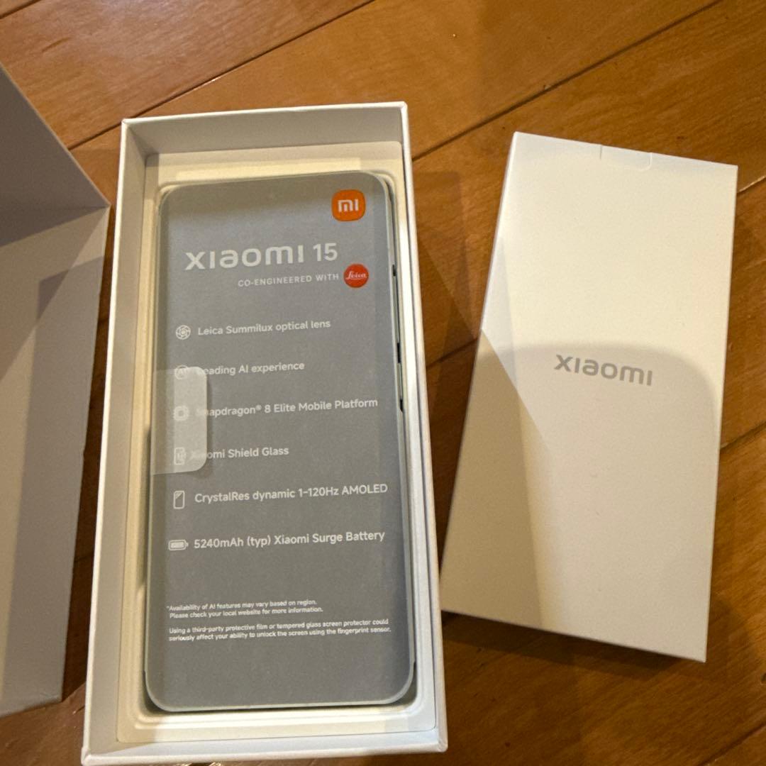 携帯電話本体 Xiaomi 15 Green 12GB RAM 512GB ROM