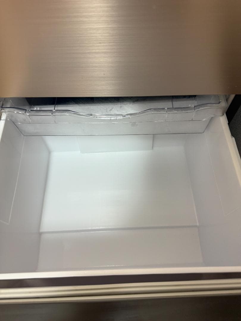 ✨【送料込み】日立　R-V32RV(N) 冷凍冷蔵庫　315L 2022年製