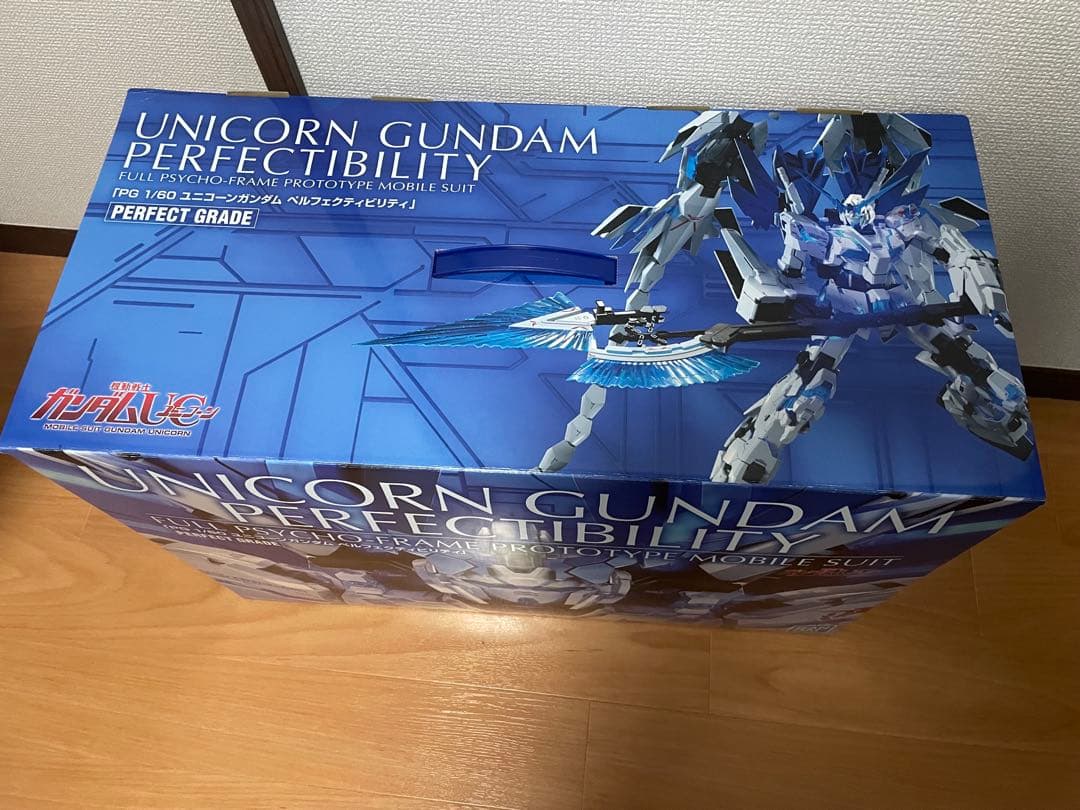 新品　PG 1/60 UNICORN GUNDAM PERFECTIBILITY