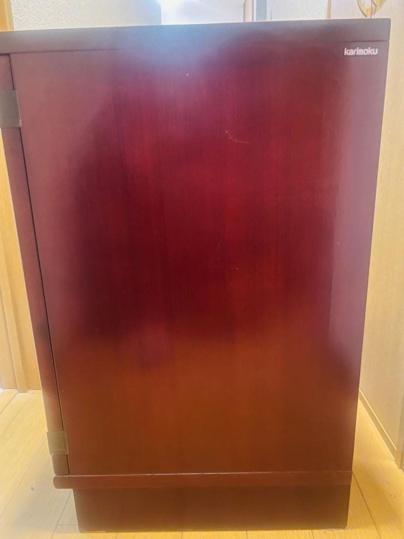 カリモク　キャビネット