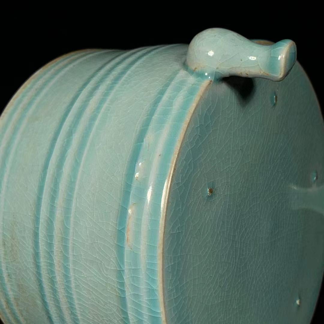 中国古美術・旧蔵の磁器・三足奐・18x13cm・置物・書道・文房具・稀少品・賞物