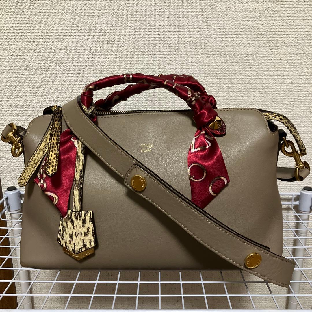 フェンディ バイザウェイ　パイソン 蛇革　2way ※ハンドル部要確認