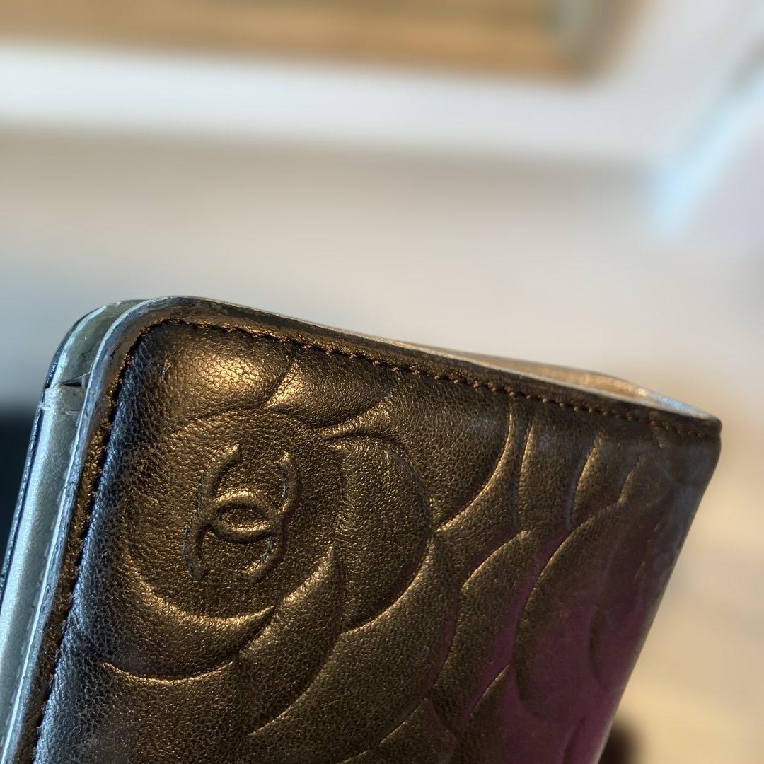 ［正規品］美品　CHANEL カメリア　長財布　　シリアルシール付き