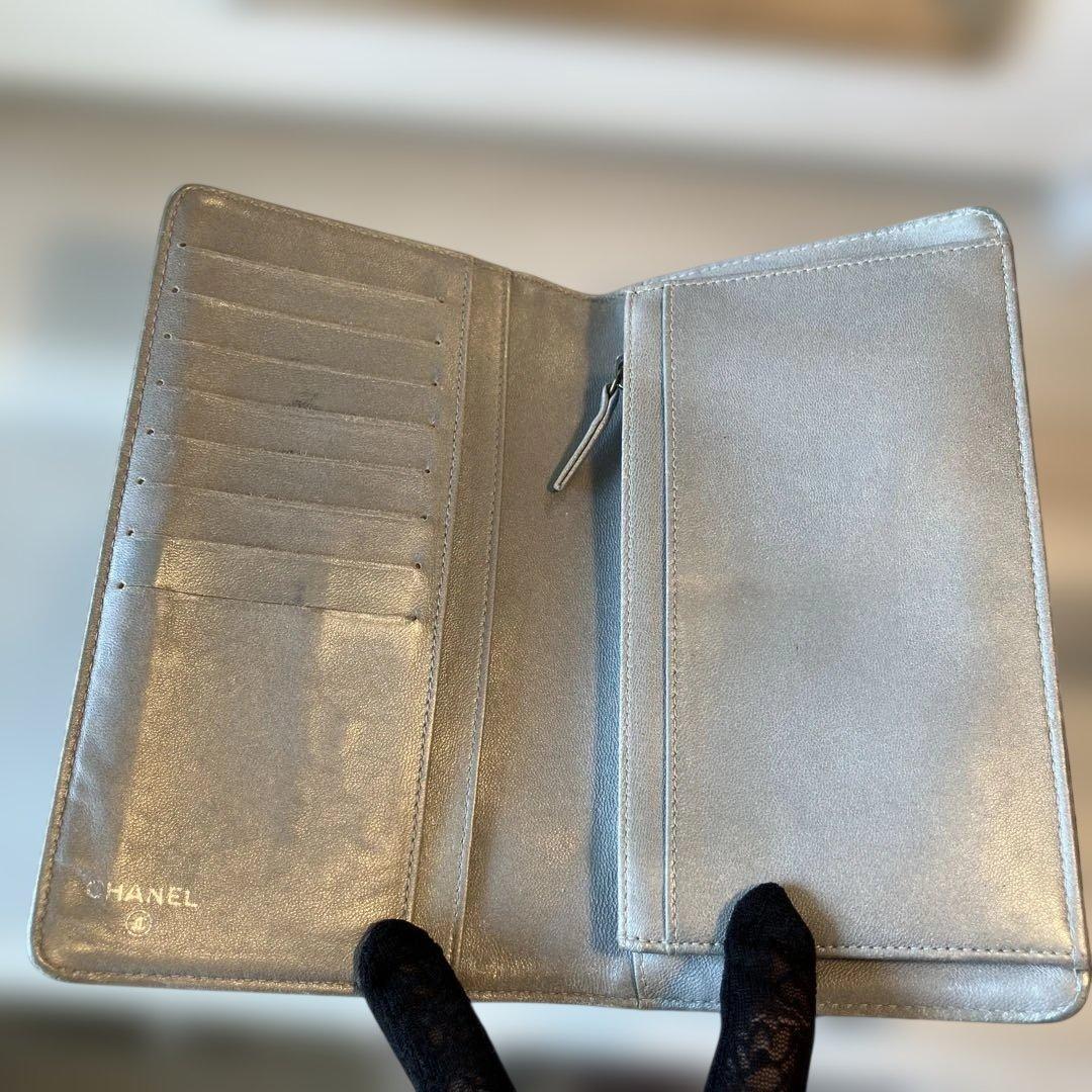 ［正規品］美品　CHANEL カメリア　長財布　　シリアルシール付き
