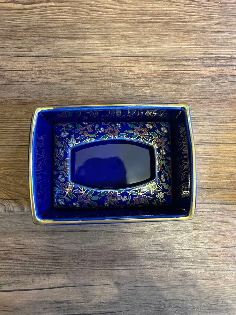 NISSAN ブルーバード　陶器製灰皿（アッシュトレイ）