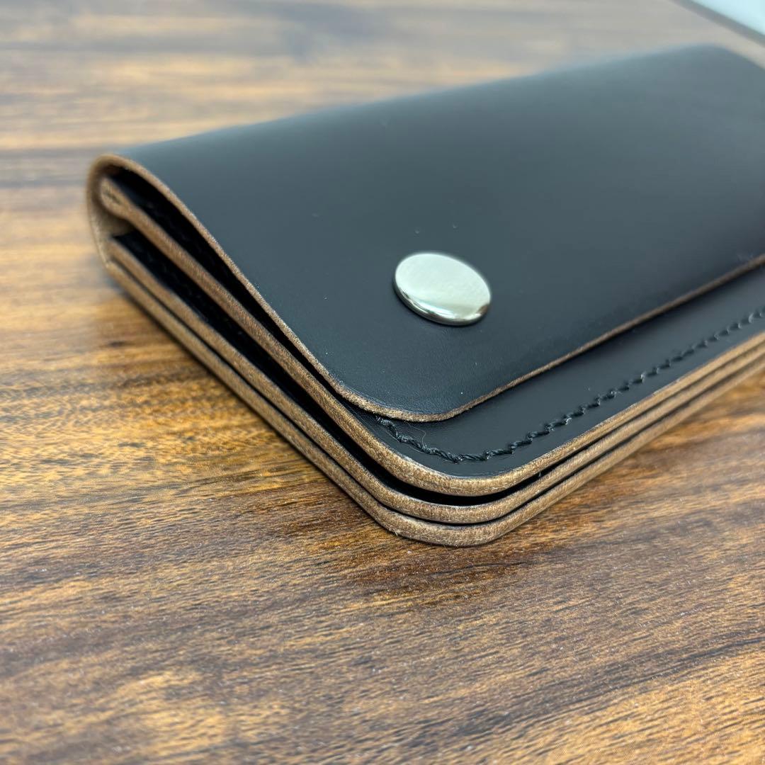 トラッカーウォレット　黒　茶心　3層　小寺製革所