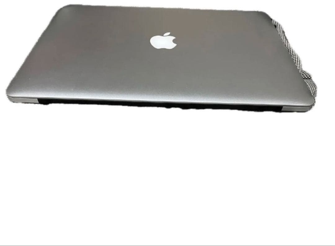 Mac,OS 最新sequoia,win採用抜群の操作性15インチバッテリー新品