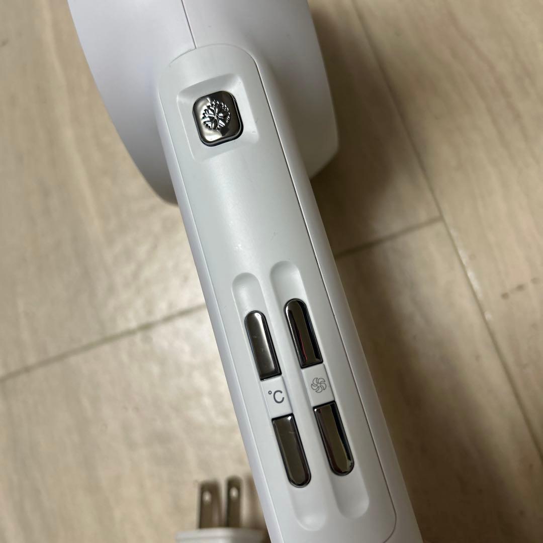 【美品】MAGNET ヘアドライヤー ホワイト