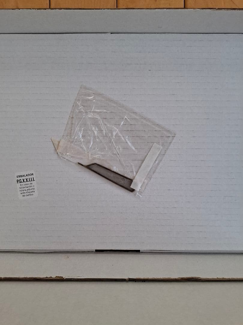 リヤドロ　親王飾り　花紋様