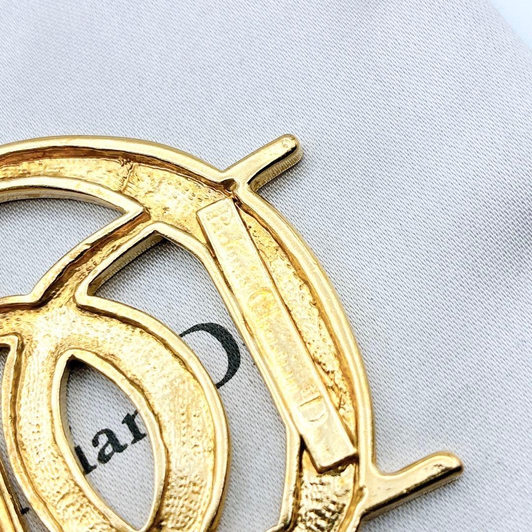 2950-2 極美品✨Dior　ブローチ　CD　ロゴ　希少　刻印