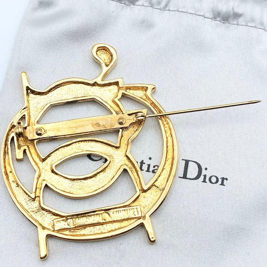 2950-2 極美品✨Dior　ブローチ　CD　ロゴ　希少　刻印