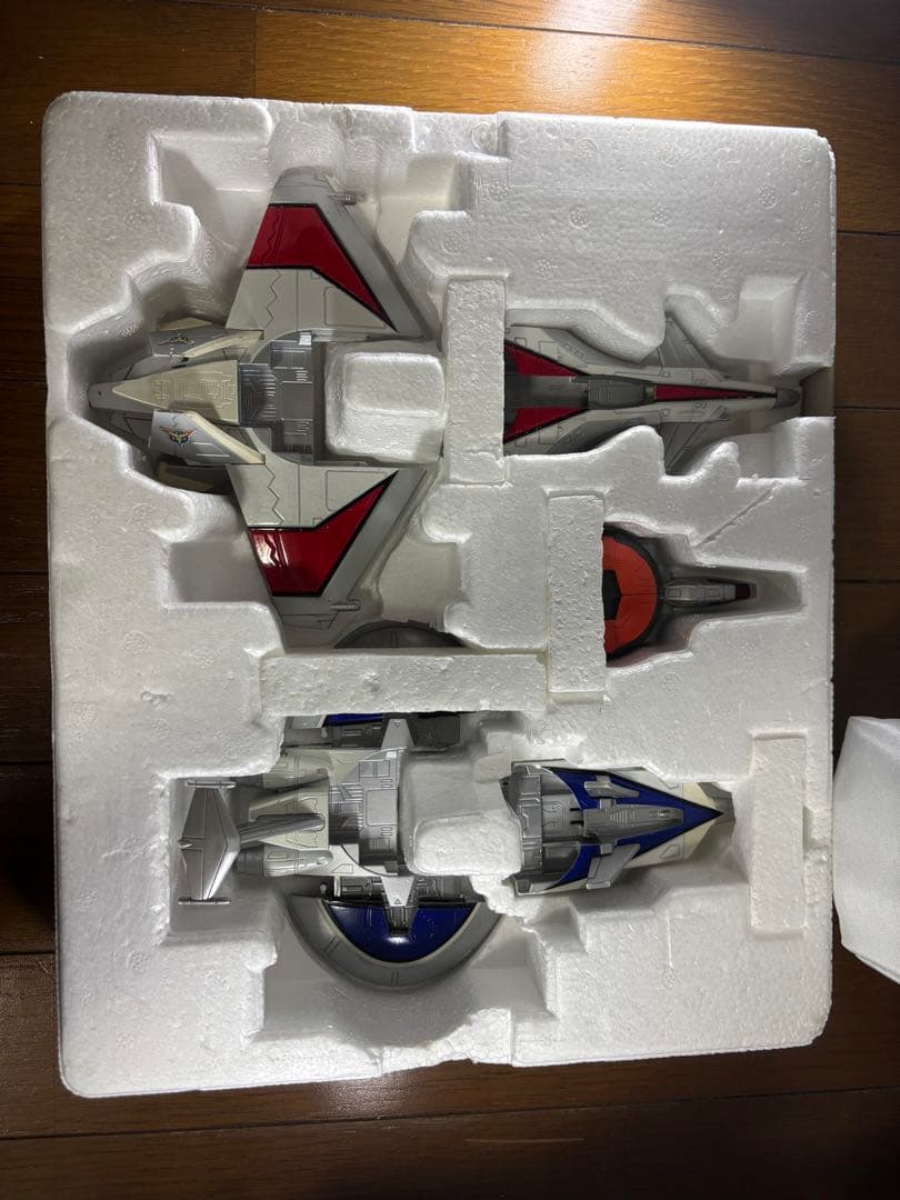 綾*瀬様 ウルトラマンコスモス　戦闘機まとめ売り