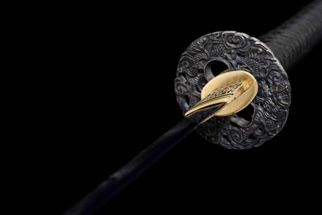 【墨竜武士刀】古兵器 刀装具 日本刀　模造刀 居合刀 武士道 鑑賞用 美術刀