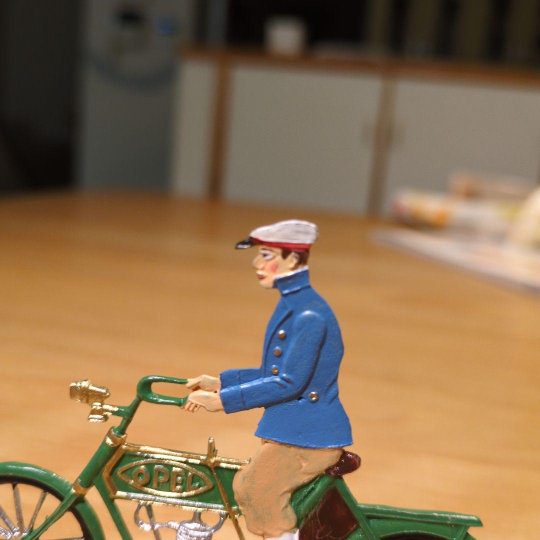 エルツ　バベットシュバイツァー社　錫の置物（オペルバイク1905年）