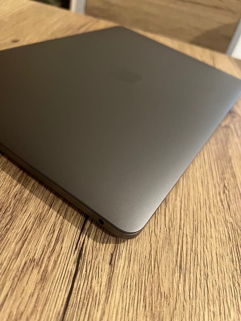 Apple MacBook Pro 13 スペースグレー