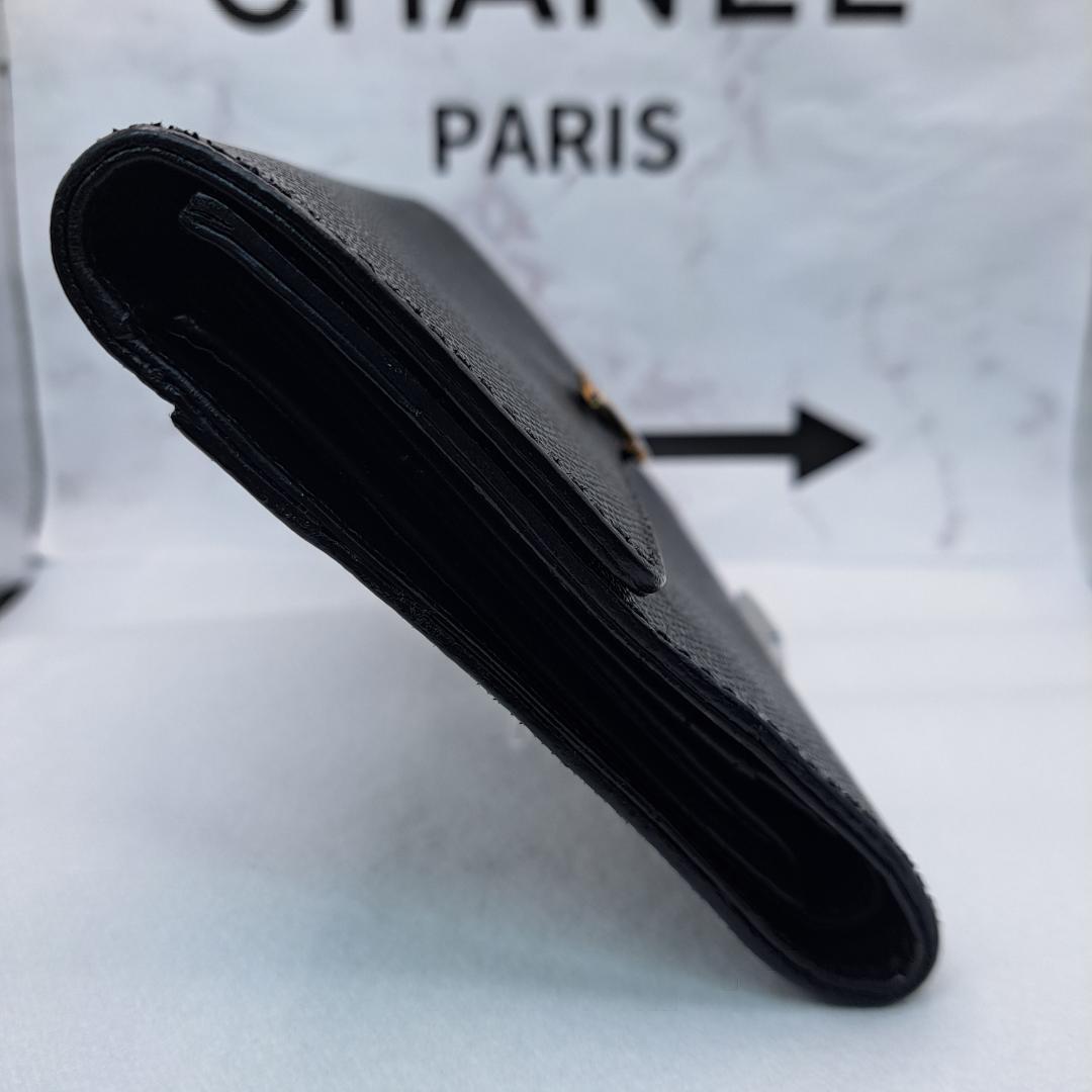 レア品　CHANEL 　三つ折り財布　財布　大型　クラシカルデザイン　長財布