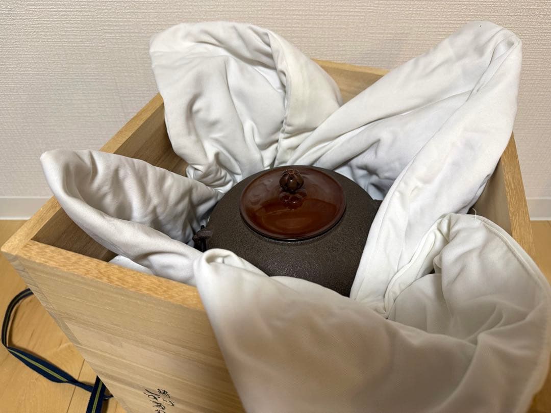 【茶道具】金森紹栄 唐銅鬼面風炉添丸釜 共箱・野々田式電熱器付 美品