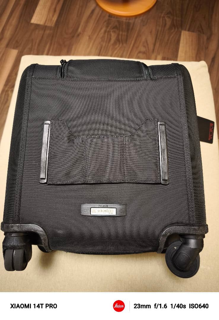 TUMI ALPHA / スモール・コンパクト・4ウィール・ブリーフ