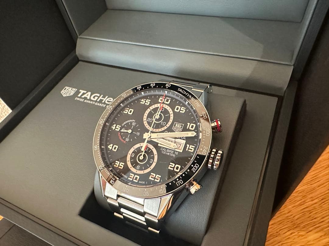 タグホイヤーカレラキャリバー16 ブラック TAG Heuer クロノグラフ