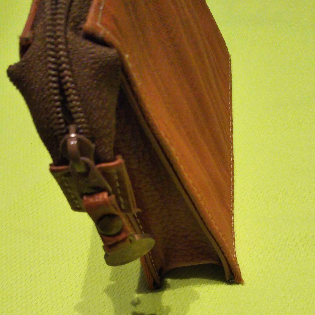 アルファロメオ　ポーチ