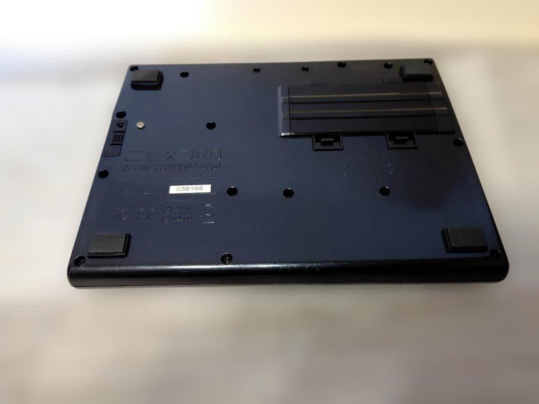 ZOOM R8 マルチトラックレコーダー