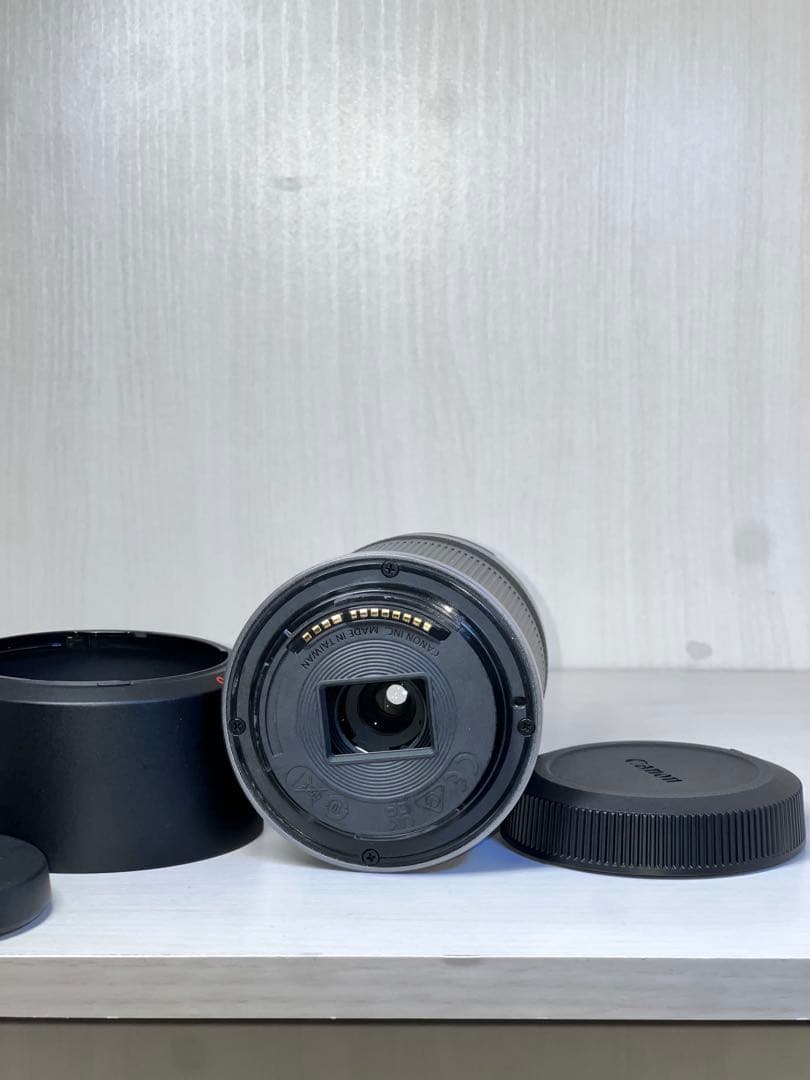 Canon rf-s 55-210mm ズームレンズ 黒 レンズフード付き