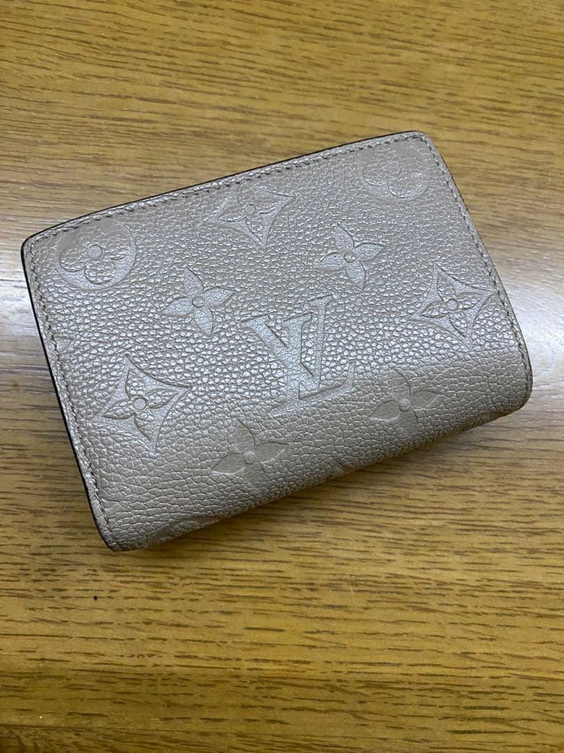 Louis Vuitton 二つ折り財布 ベージュ