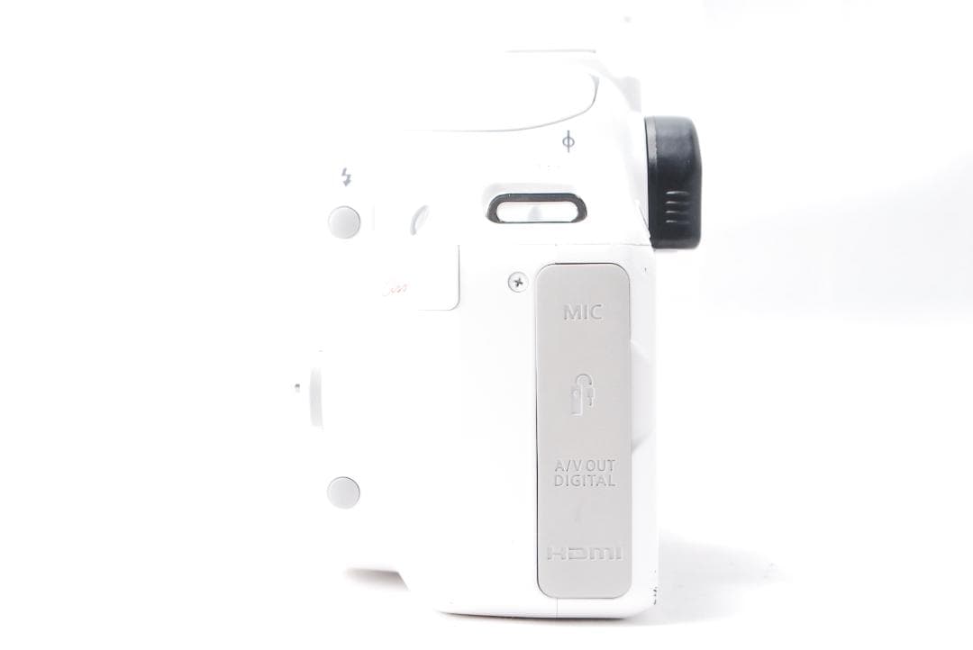 ✨大人気のホワイト✨スマホ転送可能✨Canon kiss X7 レンズセット