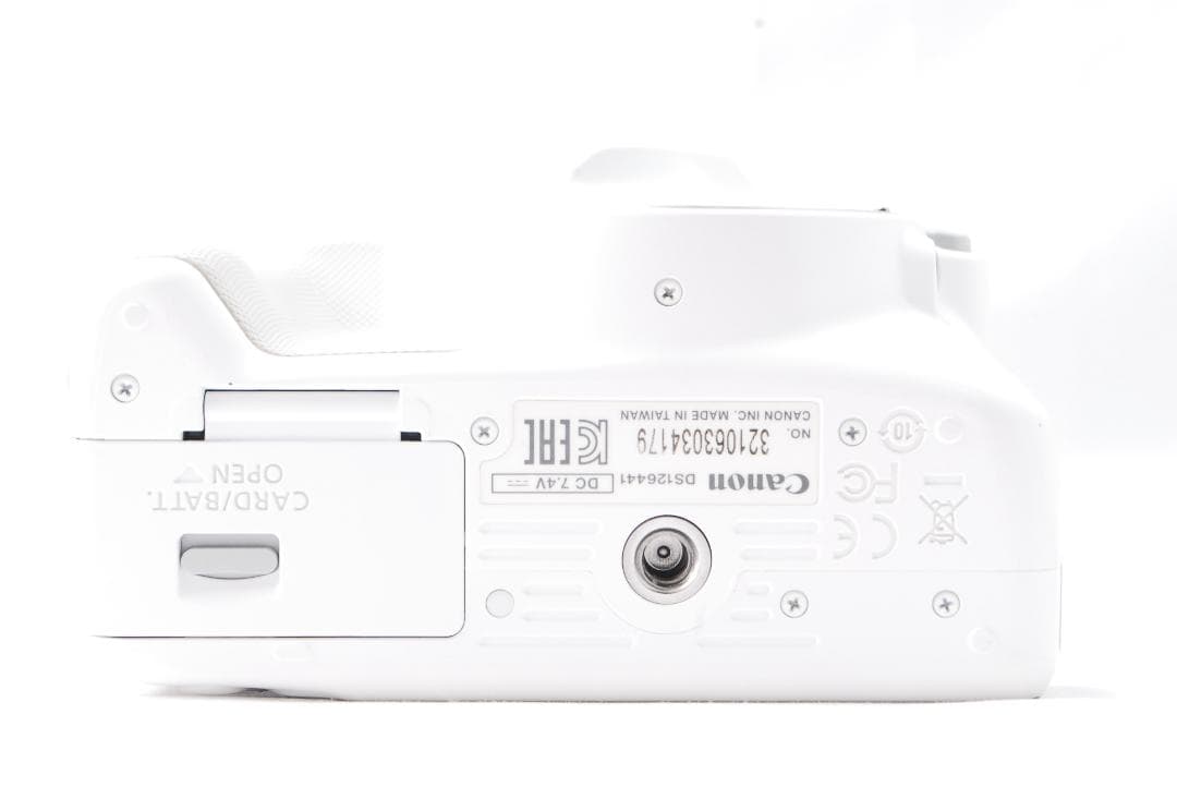 ✨大人気のホワイト✨スマホ転送可能✨Canon kiss X7 レンズセット