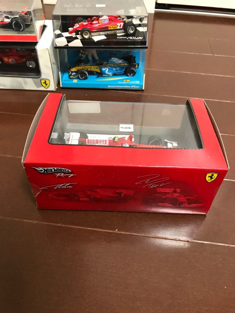 ミニカー F10 Bahrain GP Edition F. Alonso 1: