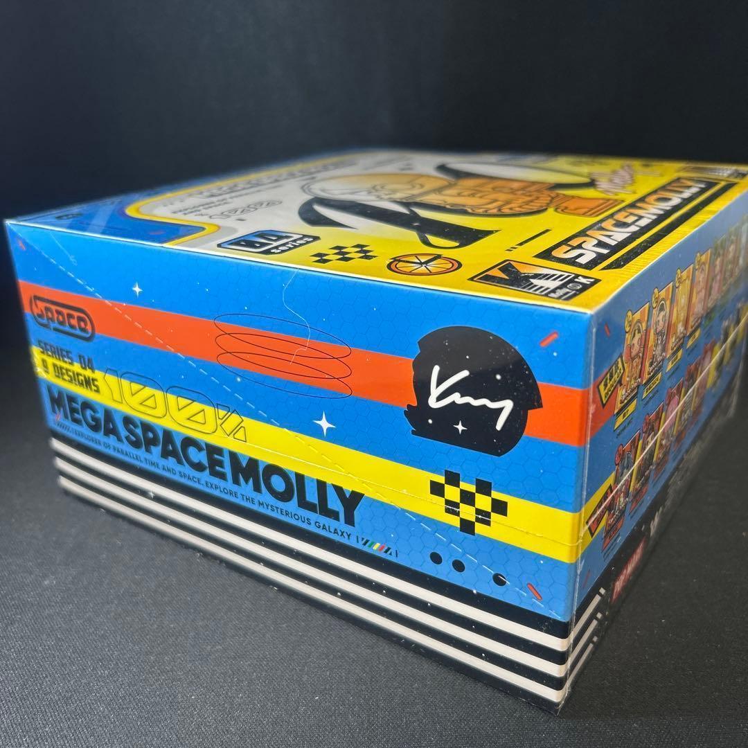 Mega Space Molly 100% シリーズ4 アソートボックス
