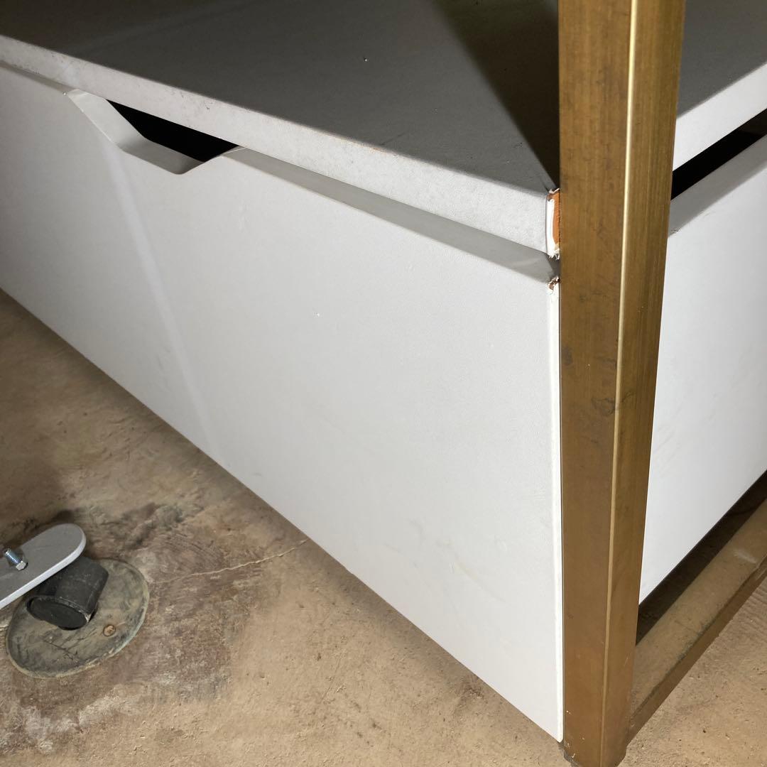 【引き取り限定】定価11万以上！店舗什器　トロッコ引き出し付き　３段テーブル