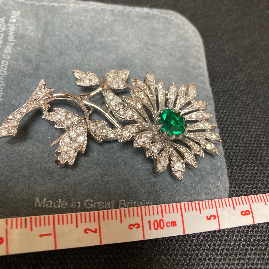 The Attwood Collection ブローチ