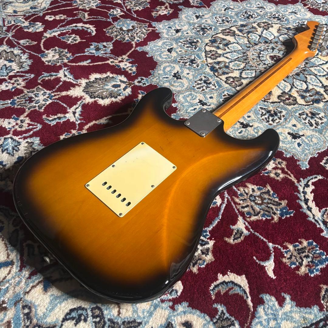 Fender Japan ST-57 ジャパンヴィンテージ　ストラト　Oシリアル