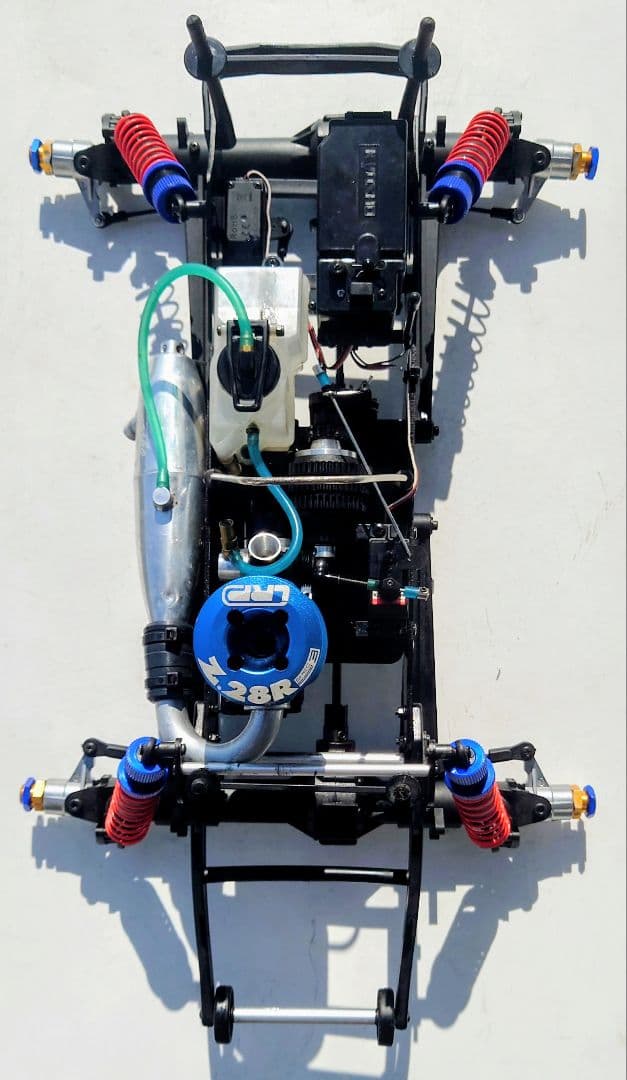 爆速仕様！京商 1/8 GP 4WDモンスタートラック 28エンジン ロトスタ付