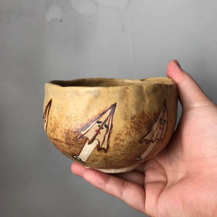 私の作った 抹茶茶碗 唐傘おばけ 妖怪 陶芸 手びねり 手づくね